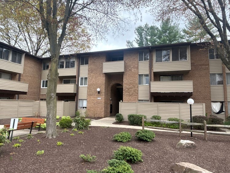 19439 Brassie Place Unit 201 Montgomery Village, MD 20886, Montgomery County