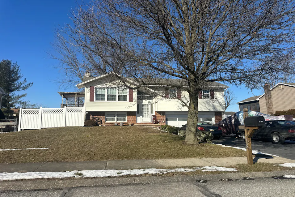 218 Perry Ave York, PA 17408, York County