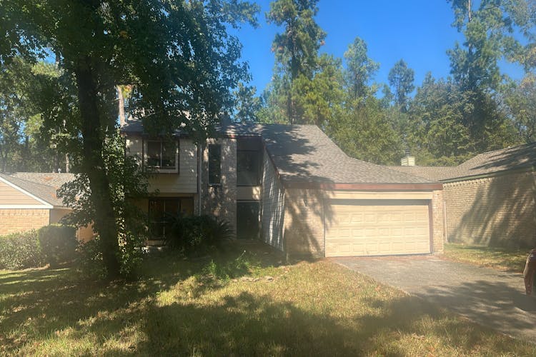 85 Yewleaf Drive the Woodlands, TX 77380, Montgomery County