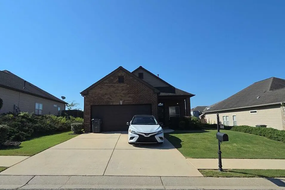 2016 Kensington Court Calera, AL 35040, Shelby County