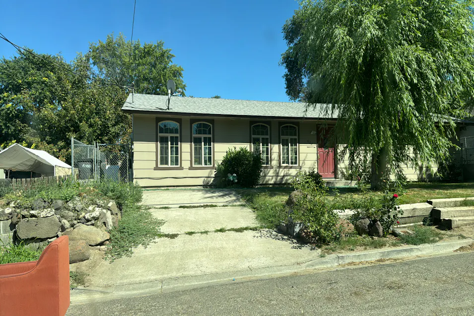 608 Ravine Dr Sunnyside, WA 98944, Yakima County