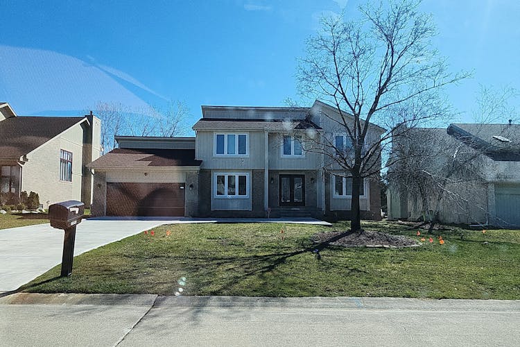 7043 Timberview Trl West Bloomfield, MI 48322, Oakland County