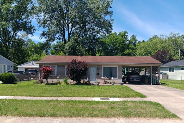 1466 Harry St Ypsilanti, MI 48198, Washtenaw County