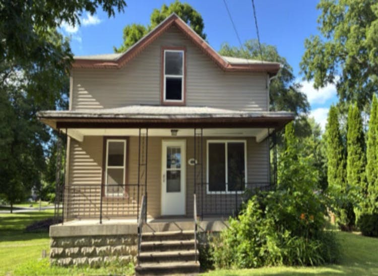 406 E Congress St Nora Springs, IA 50458, Floyd County