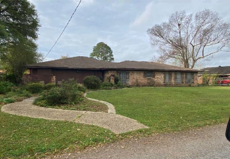 510 Chet Street New Iberia, LA 70560, Iberia County