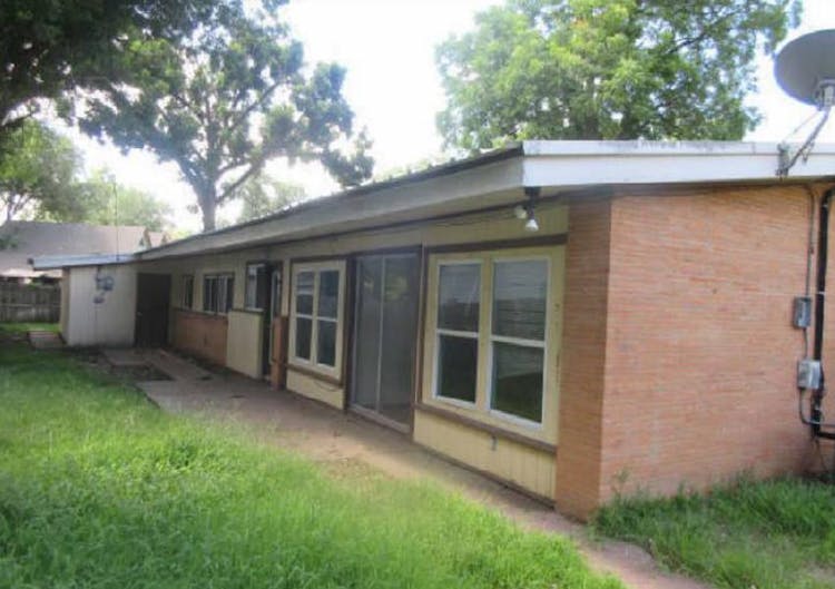 104 Elm Dr Terrell, TX 75160, Hunt County