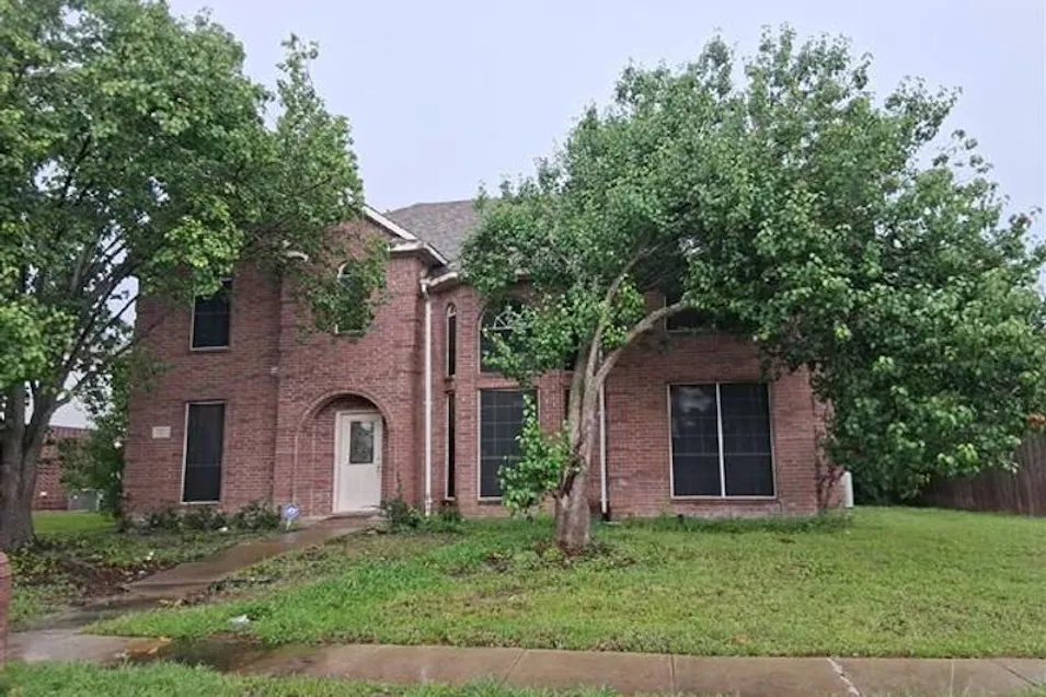 2004 Biscayne Dr Lewisville, TX 75067, Dallas County