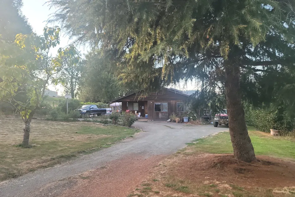 1531 Spruce St Myrtle Point, OR 97458, Coos County