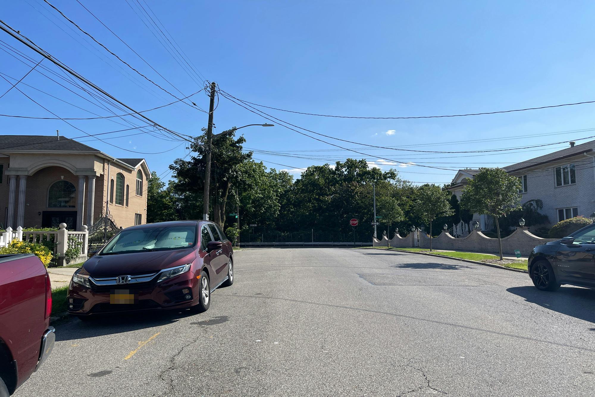 157th St, Whitestone, NY 11357