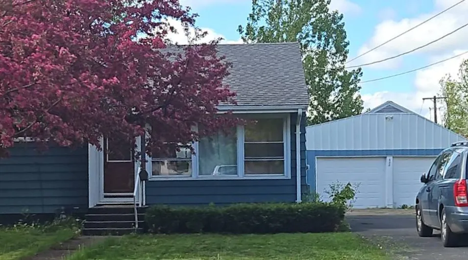 628 E 39th St Hibbing, MN 55746, St. Louis County