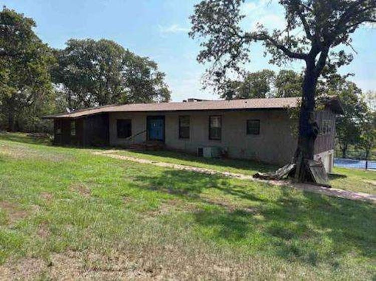 1300 Headlee Heights Dr Searcy, AR 72143, White County