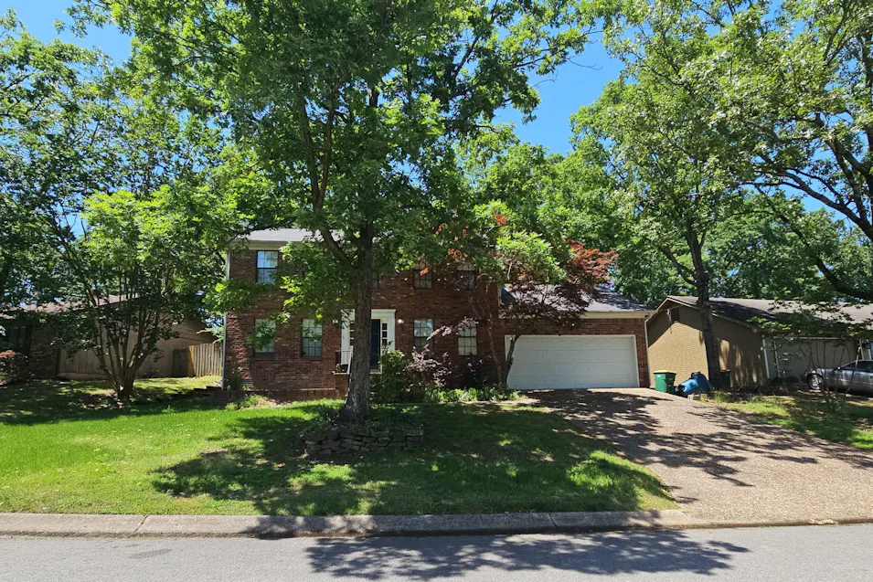 18 Turtle Creek Court Little Rock, AR 72211, Pulaski County