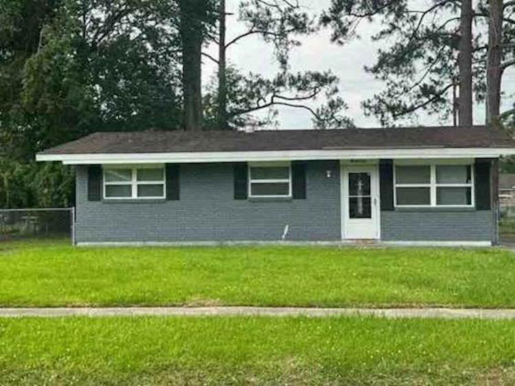 4402 Heath Dr Baker, LA 70714, East Baton Rouge County