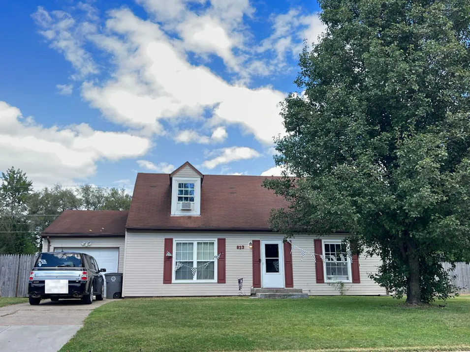 833 Phillips Ln Seymour, IN 47274-3019, Jackson County