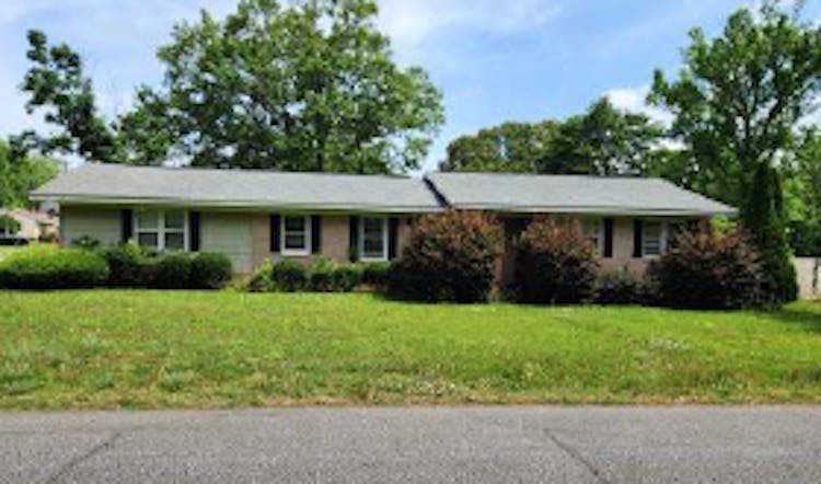 500 Holmes St, Barnesville, GA 30204, Lamar County | Auction.com