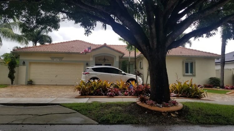 15957 NW 77 Place Hialeah, FL 33016, Miami-Dade County