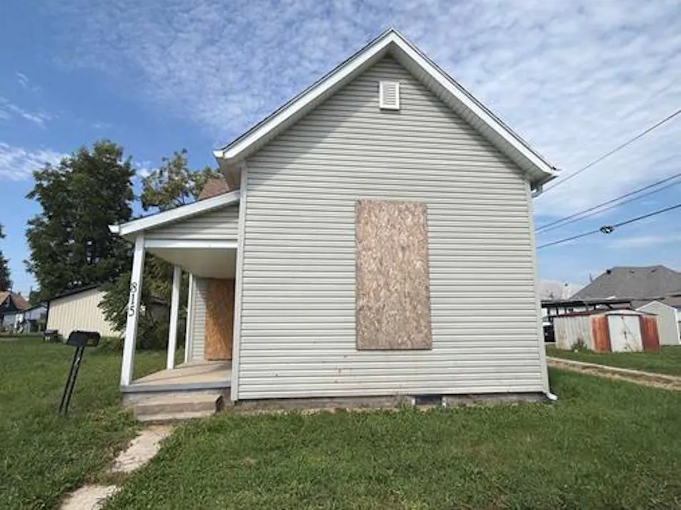 815 Center St Shelbyville, IN 46176, Shelby County