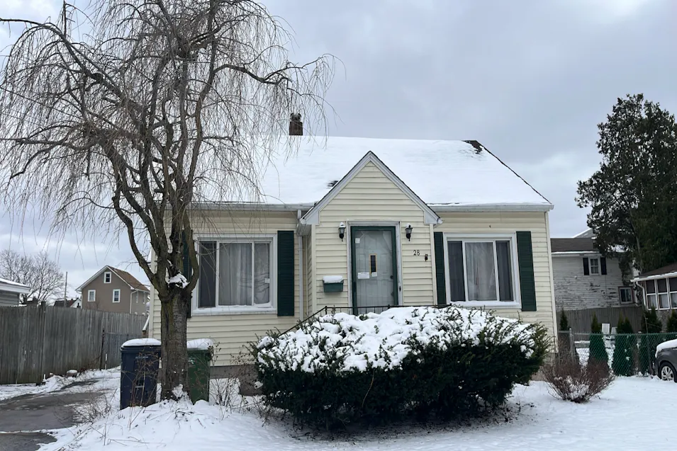 28 State St Middleport, NY 14105, Niagara County