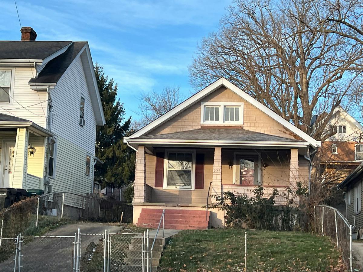 Grand Ave, Cincinnati, OH 45205