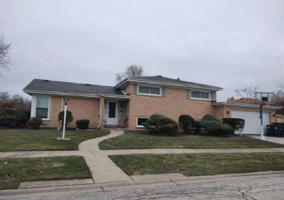 9508 Oliphant Avenue Morton Grove, IL 60053, Cook County