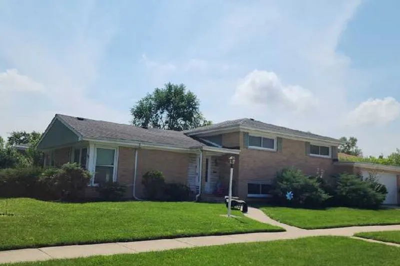 Oliphant Ave, Morton Grove, IL 60053 #1