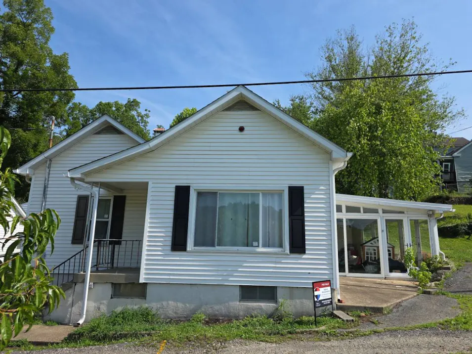 54960 Maple Ave. Lansing, OH 43934, Belmont County