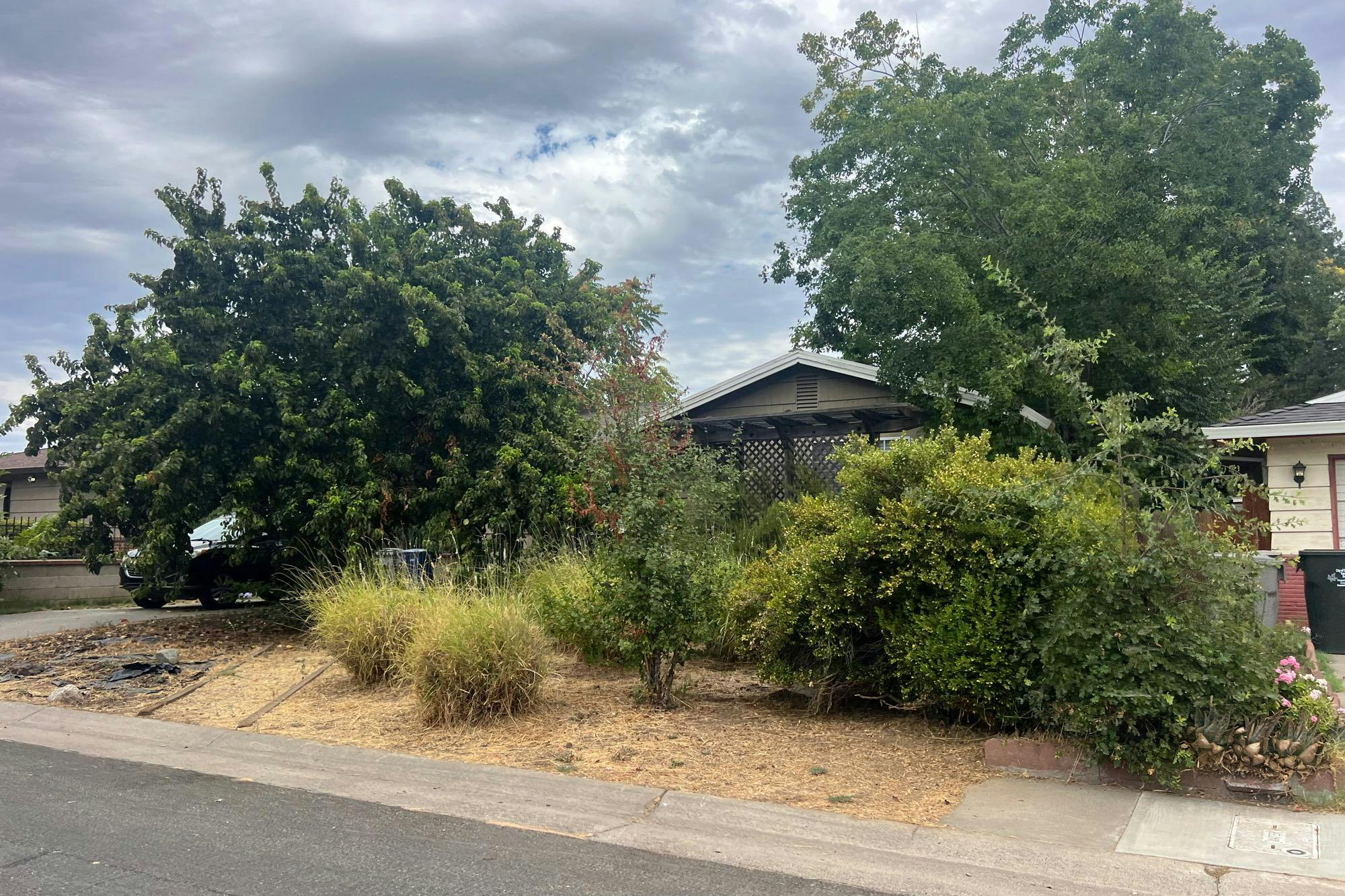 Barcon Way, Sacramento, CA 95838