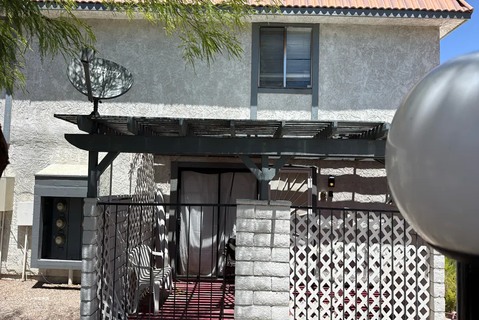 6905 Round Tree Dr Condo Unit B, Unit Unit B Las Vegas, NV 89128, Clark County