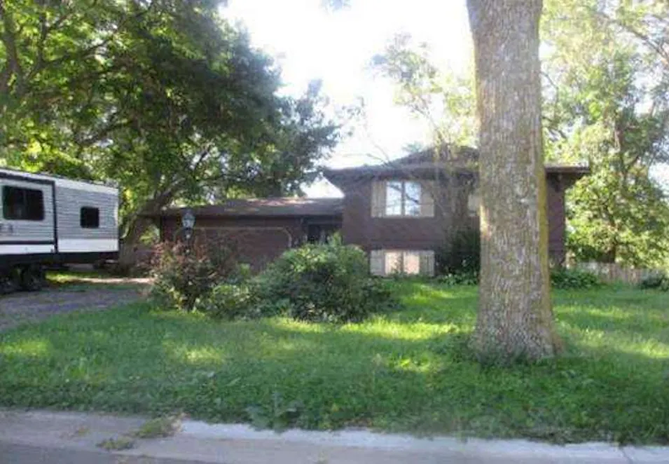 4617 81st Lane N Brooklyn Park, MN 55443, Hennepin County