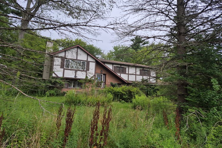 3232 Evergreen Cir Tobyhanna, PA 18466, Monroe County