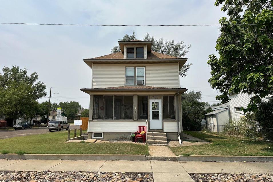 605 North Cottage Grove Miles City, MT 59301, Custer County