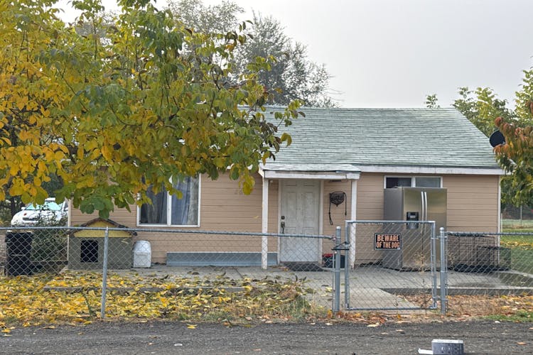 2606 Willow St Yakima, WA 98902, Yakima County