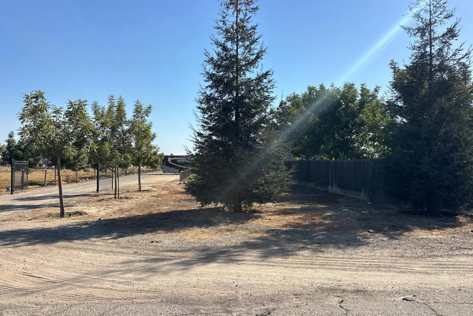 16515 E Nebraska Ave Reedley, CA 93654, Fresno County