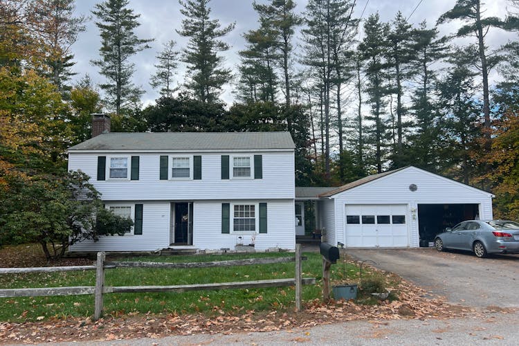 27 Webb Rd Peterborough, NH 03458, Hillsborough County