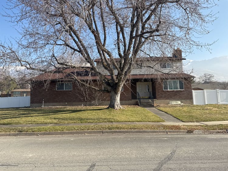 270 N 900 E Kaysville, UT 84037, Davis County