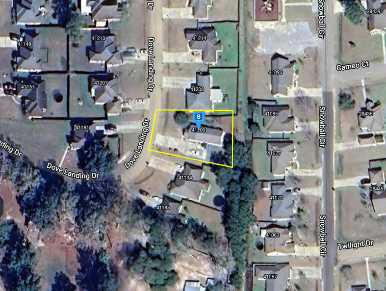 Willow Oak Cir, North Charleston, SC 29418