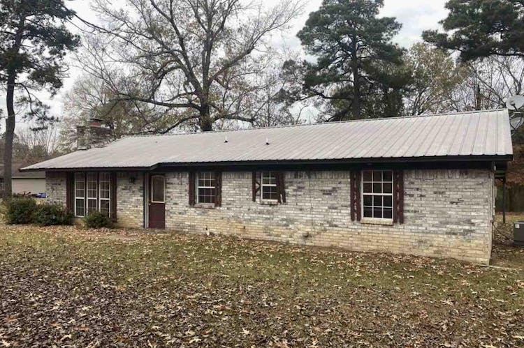 1911 Vanderbilt Rd Texarkana, AR 71854, Miller County