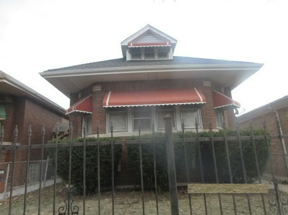 7553 S Paulina St Chicago, IL 60620, Cook County