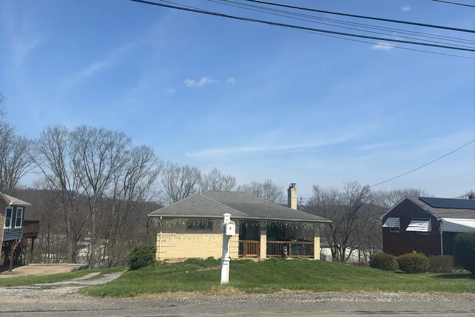 282 Coraopolis Rd Coraopolis, PA 15108, Allegheny County