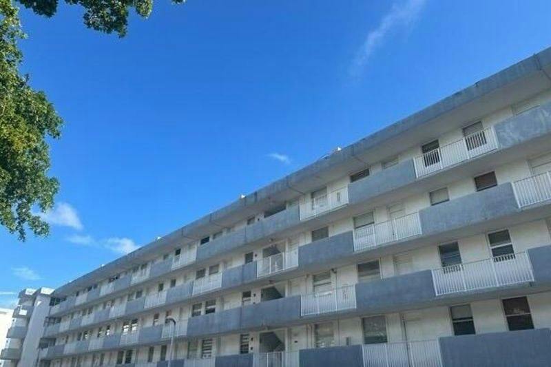 Treasure Dr, North Bay Village, FL 33141 #1