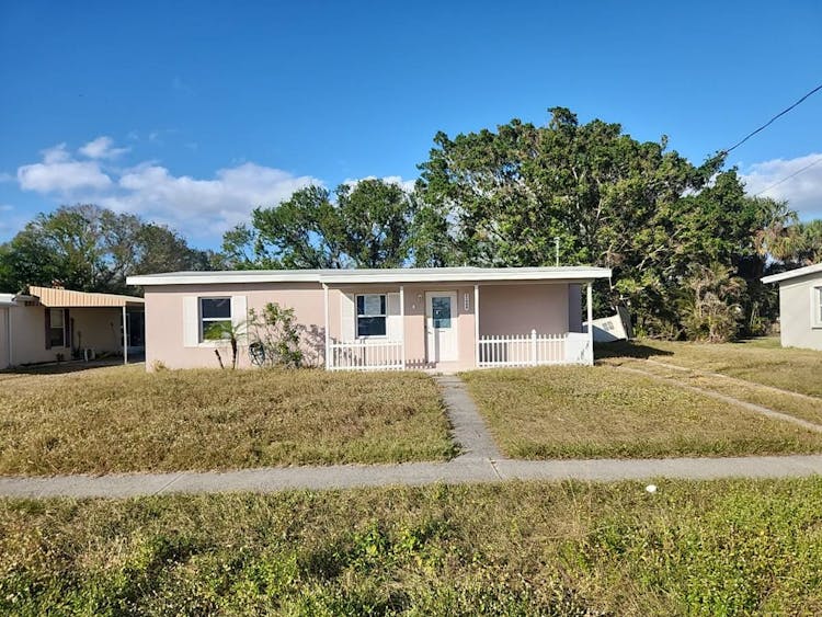 21480 Olean Blvd Port Charlotte, FL 33952, Charlotte County