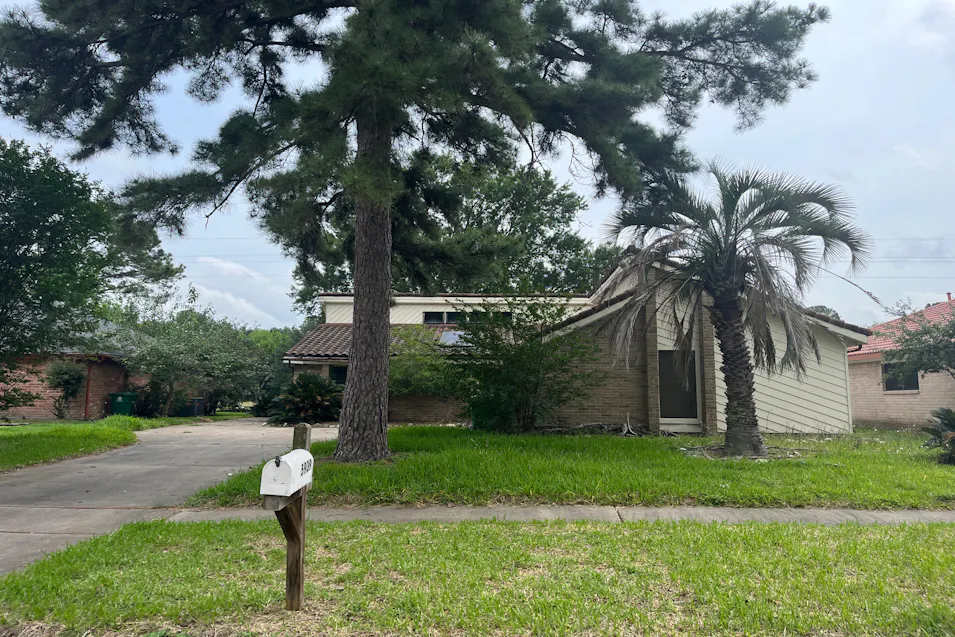 5939 Donwhite Ln Houston, TX 77088, Harris County