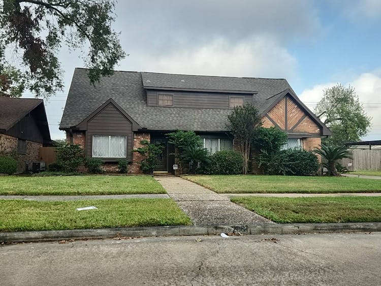 206 White Cedar Houston, TX 77015, Harris County