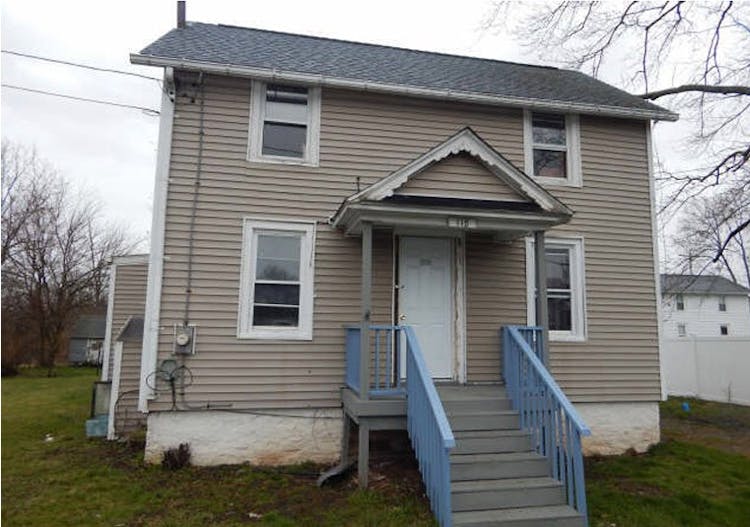 118 Laurel Street Medina, NY 14103, Orleans County