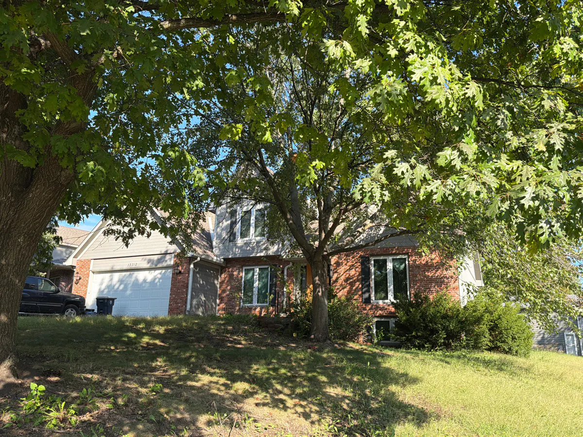 54th St, Kansas City, MO 64133 #1