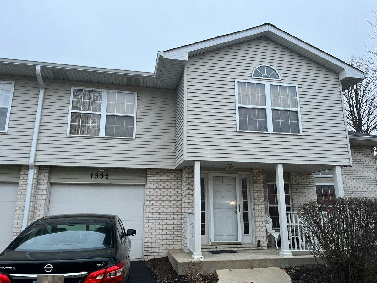 Sugar Ct, Naperville, IL 60563