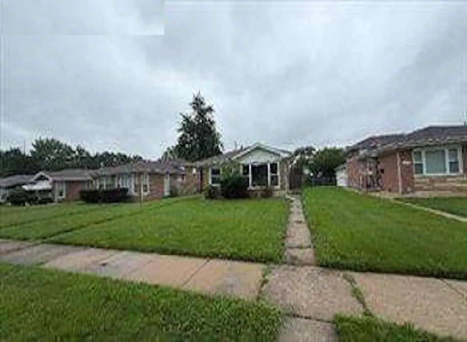 1378 Buffalo Ave Calumet City, IL 60409, Cook County