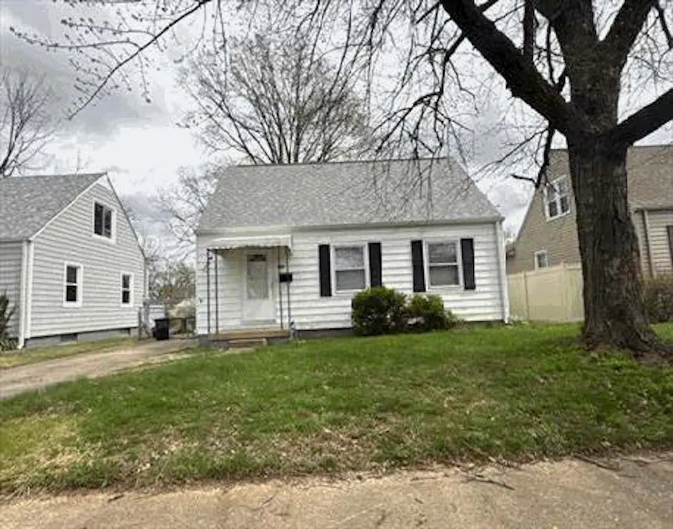 506 N Taggart Ave Clarksville, IN 47129, Clark County