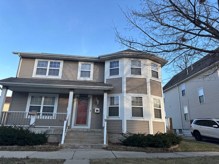 1844 N 14th St Milwaukee, WI 53205, Milwaukee County