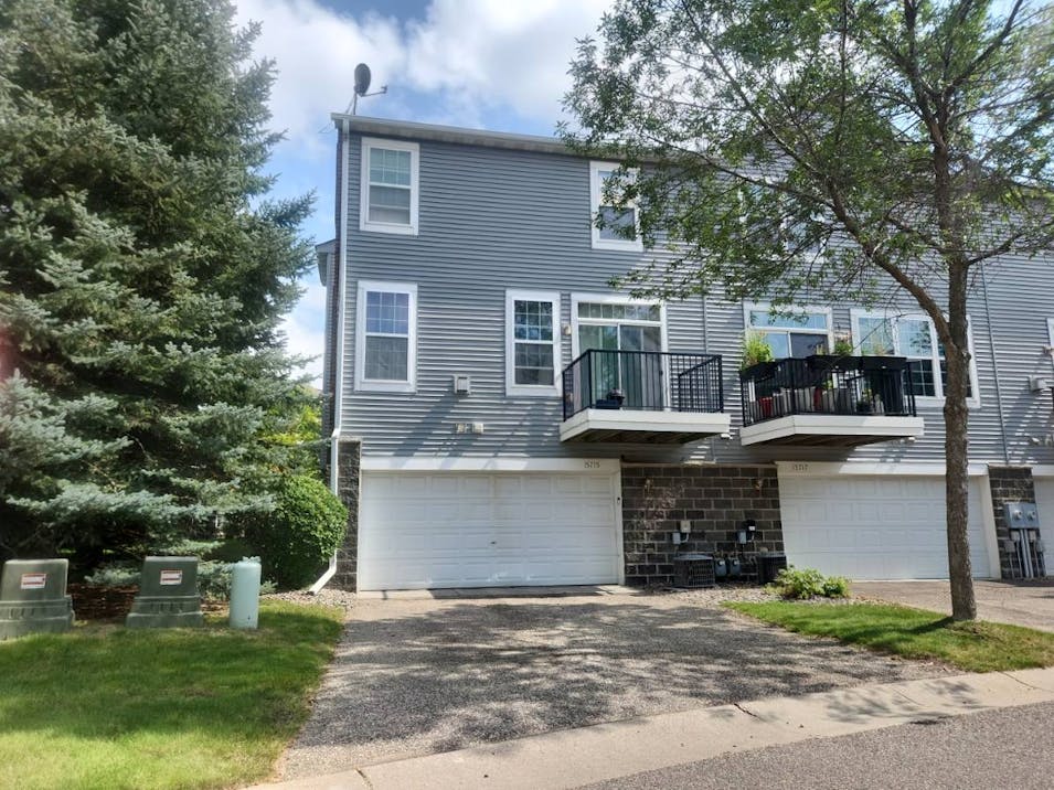 15715 Fox Circle Apple Valley, MN 55124, Dakota County